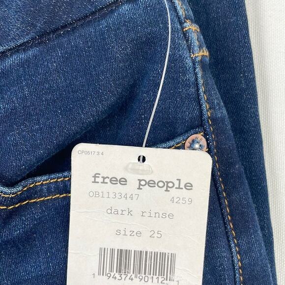 We the Free People Montana High Rise Skinny Jeans. Dark Rinse. Size 25. NWT - Picture 9 of 13